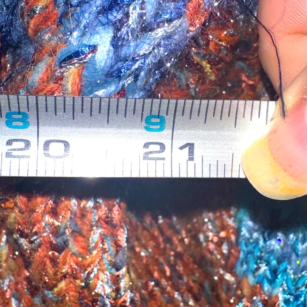 Hand made very heavy sweater with beautiful colors and artistic looking buttons. - Picture 8 of 8